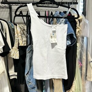 Elegant White One-Shoulder Tank Top